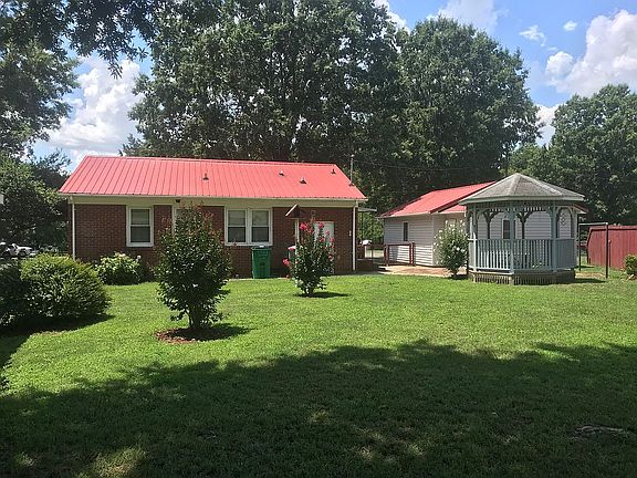2nd image of 5320 Milhaven Ln