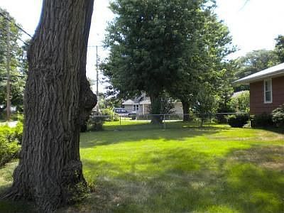 2nd image of 7105 Schneider Ave