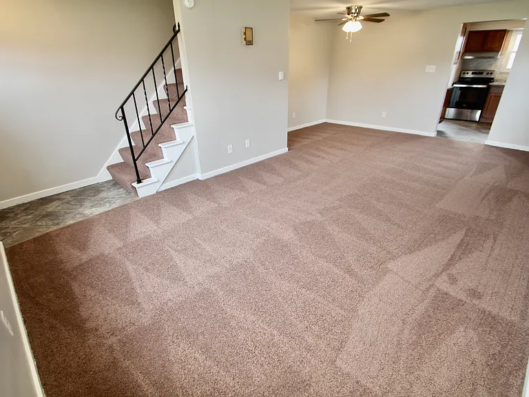 227 Parker St — Photo 2