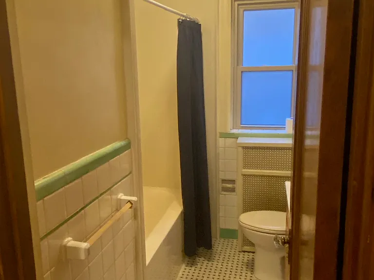 5302 Tholozan Ave — Photo 11