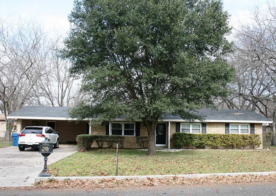 1st image of 1205 Pecan Dr