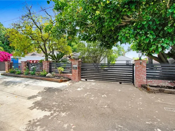 10818 Tuxford Pl, Sun Valley, CA 91352