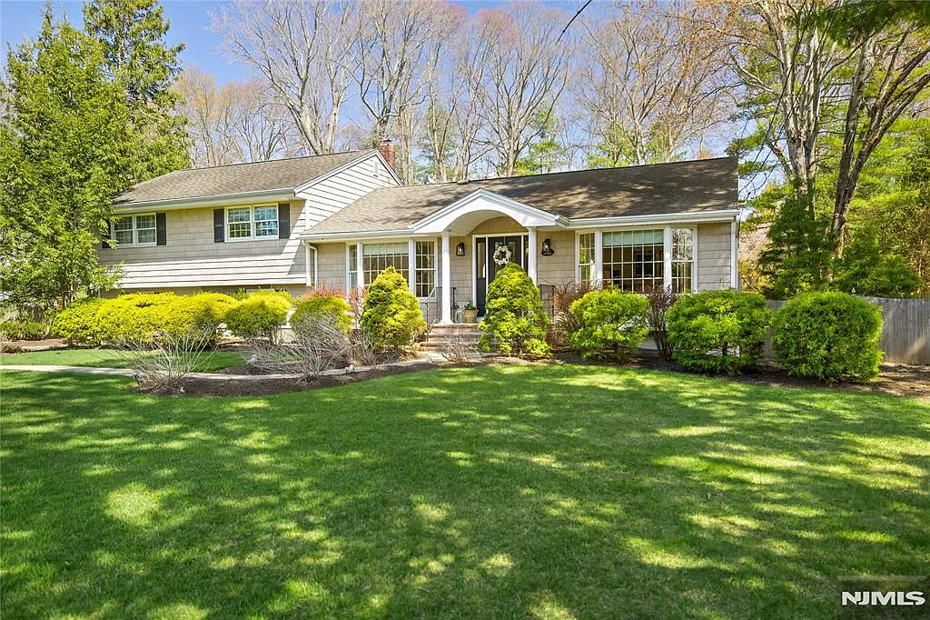 548 Rivervale Rd photo 1
