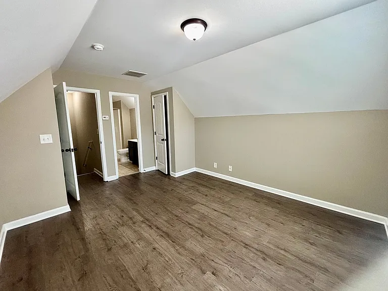4668 Hidden Creek Dr — Photo 13