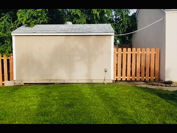 5th image of 17397 Ivy Ave