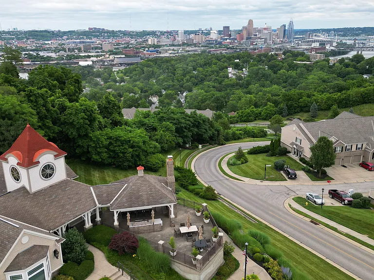 Clubhouse with City Overlook