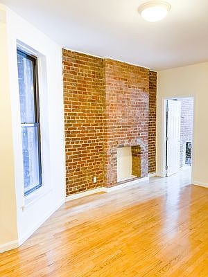 3rd image of 150 E 84th St APT 4N