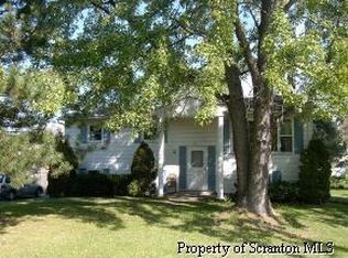 10 Thomas Dr, Tunkhannock, PA