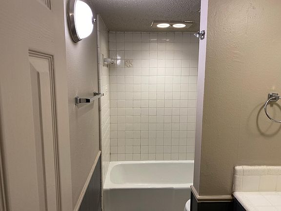 5th image of 100 N Briarwood St APT 103