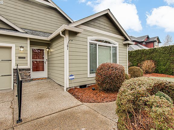 2nd image of 2916 NE 88th Ct