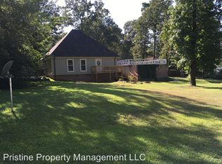 371 Country Pl, Longview, TX 75605