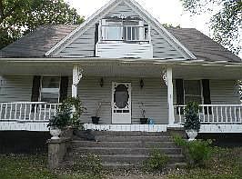 1st image of 703 N Boonville St