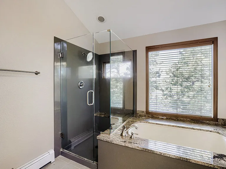 21648 Mountsfield Dr — Photo 10