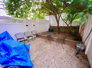 2816 47th St APT 3, Astoria, NY 11103
