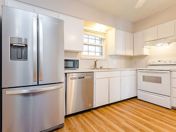 5th image of 2353 Trellis Pl #2353
