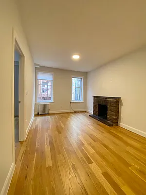 Rented by Waverly Realty Associates | media 28