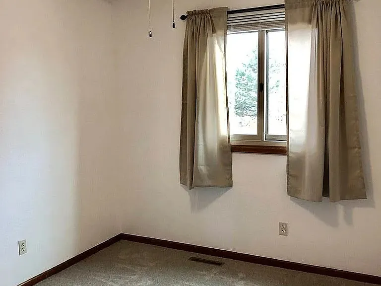 10792 Grove Ln — Photo 12