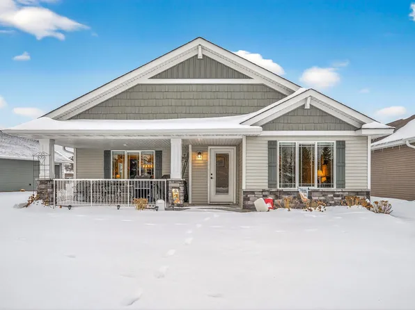 813 Golden Way NW, Isanti, MN 55040