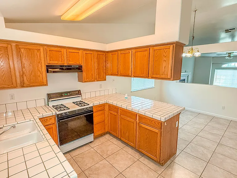 5311 Sunbird Ct — Photo 8