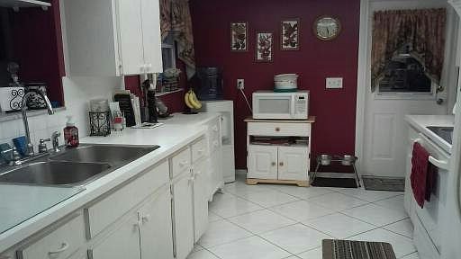 5th image of 1238 Hermitage Ave