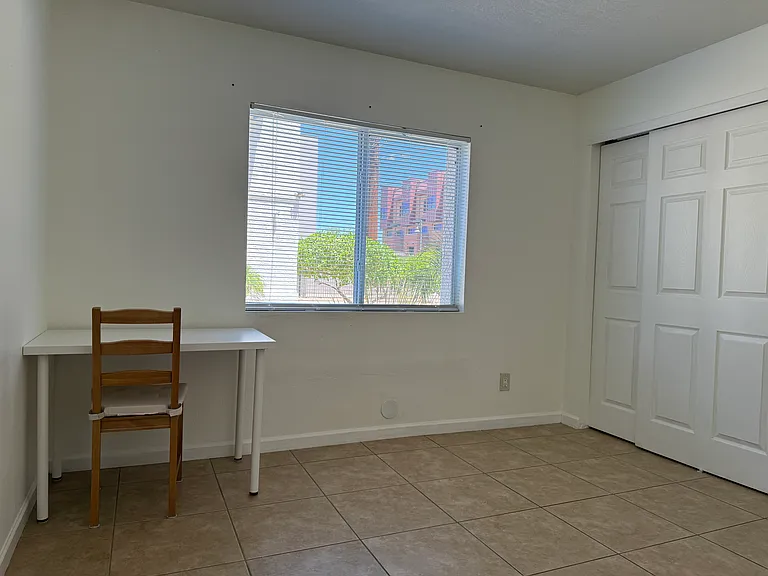 312 S Wilson St — Photo 15