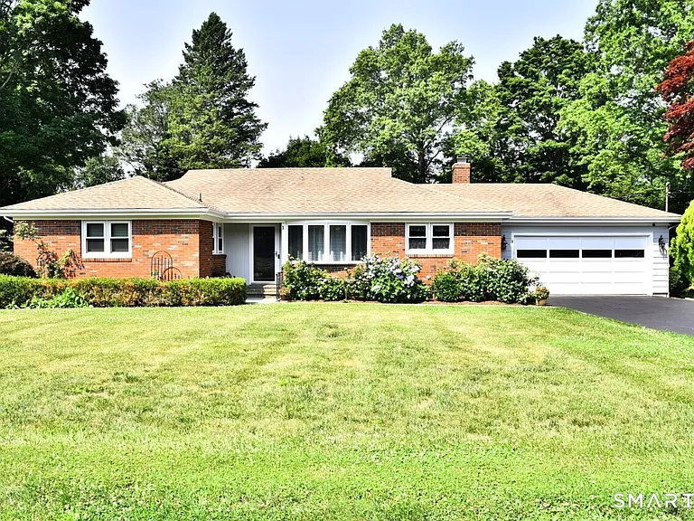 1 Romindon Ct — Photo 27