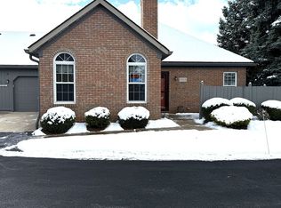 1071 N Jefferson St #B, Medina, OH 44256