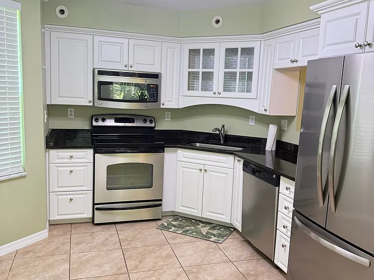 1934 Westminster Cir #9-5 — Photo 7
