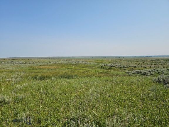 5th image of Elk Creek Rd