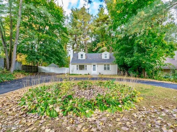 90 Willow Street, Guilderland, NY 12084