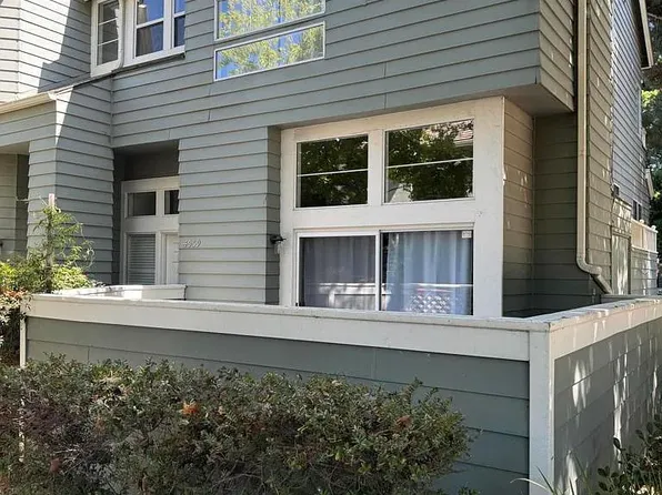 4959 Dekoven St, Ventura, CA 93003
