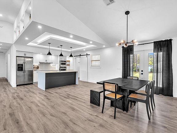 5th image of 14566 TEMPLE Boulevard
