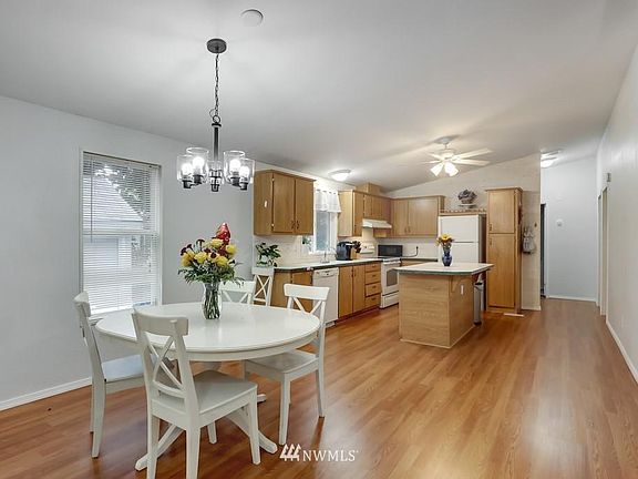 5th image of 216 Birch Dr #188