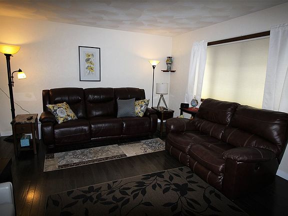 4th image of 617 Tanglewood Dr