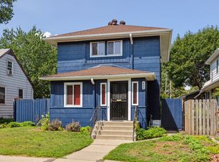 455 Warwick St, Saint Paul, MN 55105