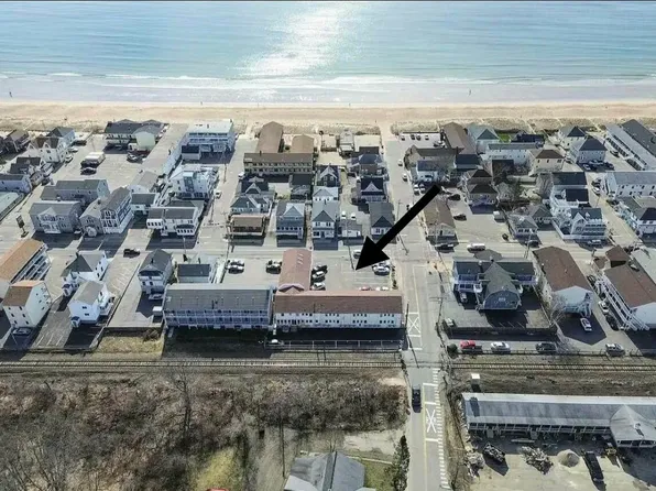 78 E Grand Avenue #110, Old Orchard Beach, ME 04064