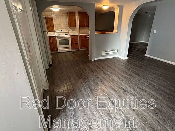 2nd image of 1215 N Columbus St APT C