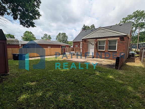 3rd image of 1716 Tennyson Ave