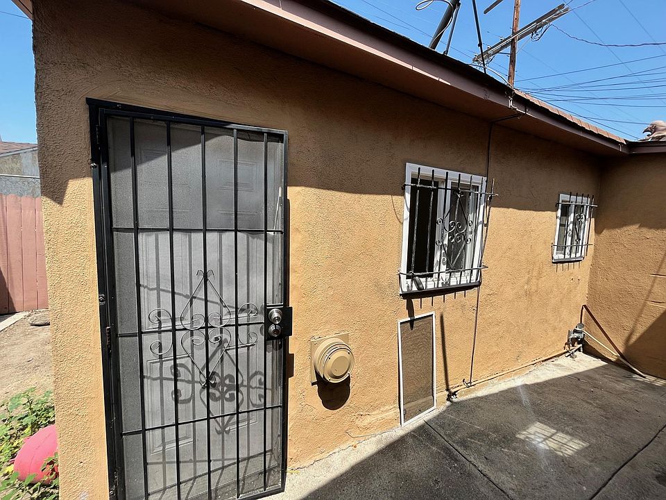 1st image of 5915 1/2 Estrella Ave