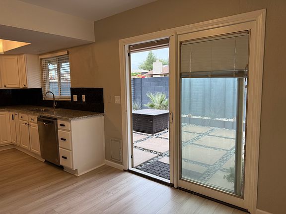 5th image of 8695 E Diamond St