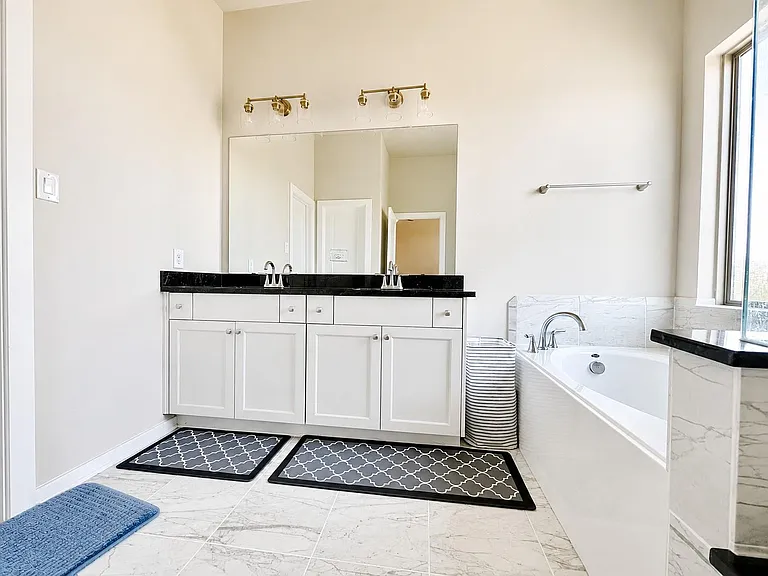 21018 Camberwell Beauty Ln — Photo 12