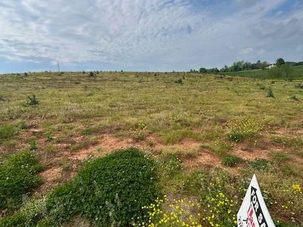 141 Self Ln, Hardyville, KY 42746