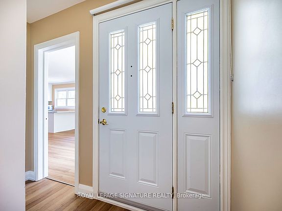 2nd image of 812 Schneider Pl