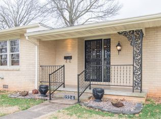 1524 W Swan St, Springfield, MO 65807