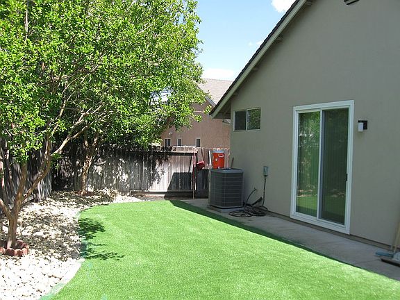 5th image of 24 Costa Brase Ct