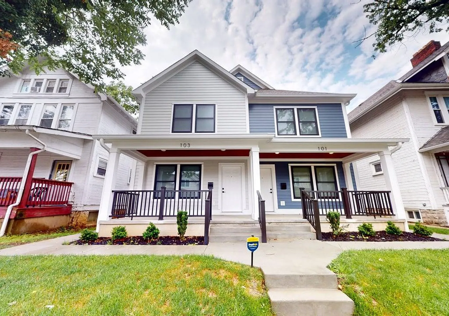 New Build- 6 Bedrooms + 5.5 Baths + 4 Free Off-Street Parking Spots House - Available To See For ... — Photo 2