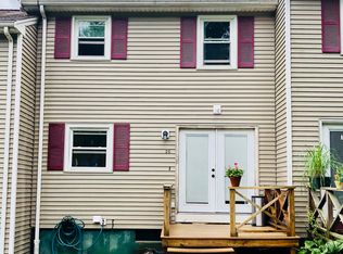 2 Bryant St APT G, Freetown, MA 02702