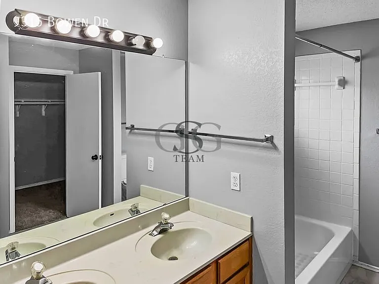 9315 Bowen Dr — Photo 23