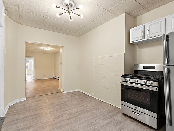 4th image of 50 Saint Pauls Ave #1A