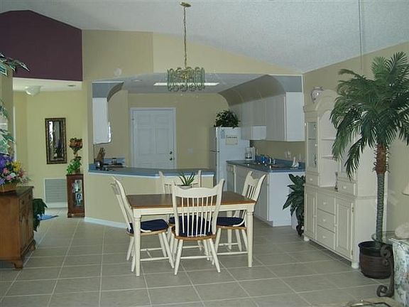 4th image of 11510 SE 178th Ln